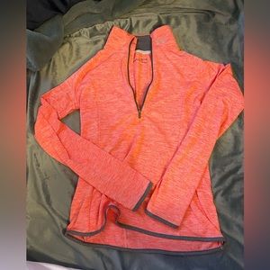 Long sleeve workout shirt
